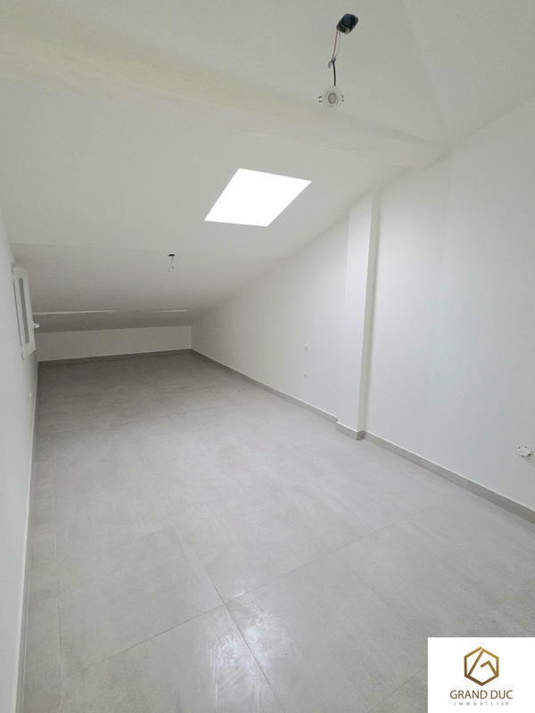 Duplex - 70 m² - 4 pièces