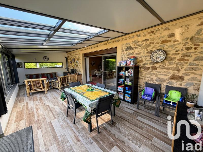 Maison - 212 m² - 5 pièces