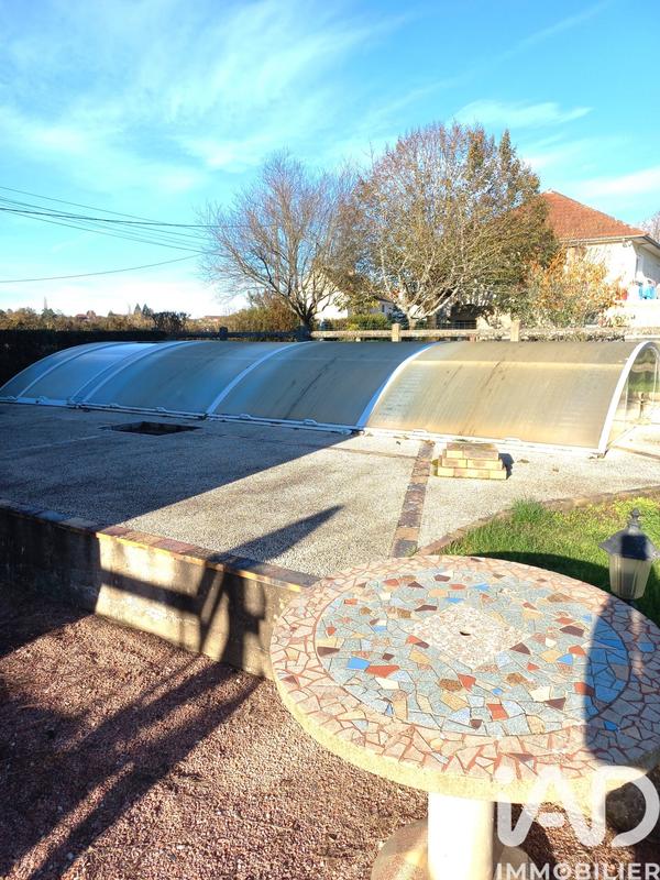 Maison - 155 m² - 9 pièces