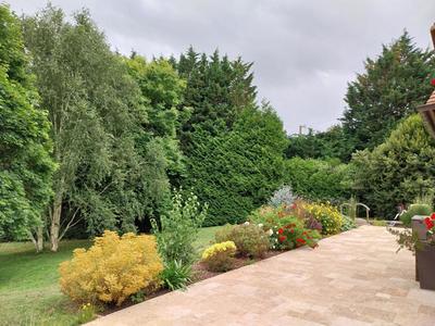 Maison - 268 m² - 8 pièces