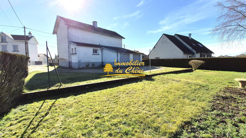 Maison - 99 m² - 5 pièces