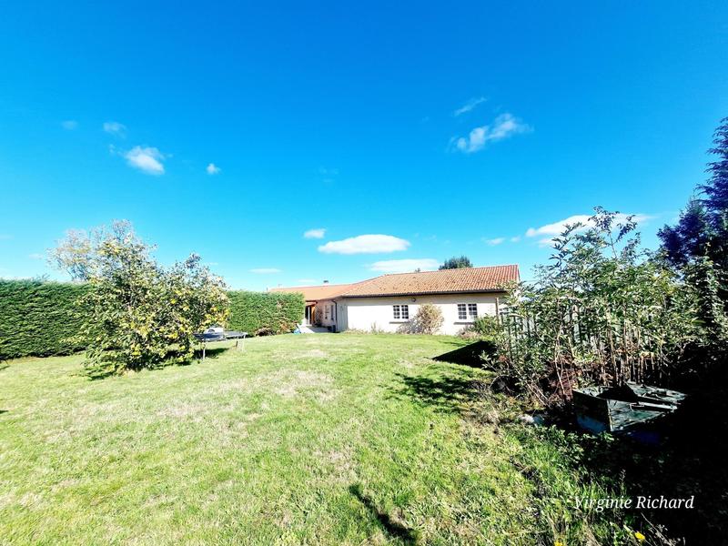 Maison - 140 m² - 6 pièces