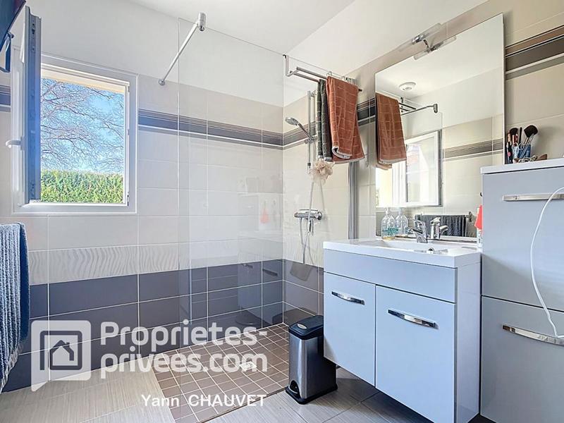 Maison - 99 m² - 4 pièces