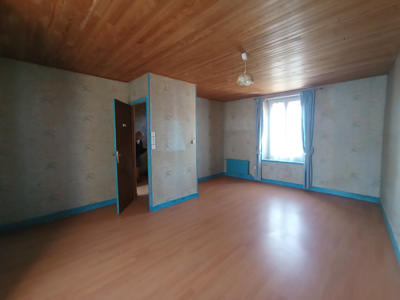 Maison - 96 m² - 4 pièces