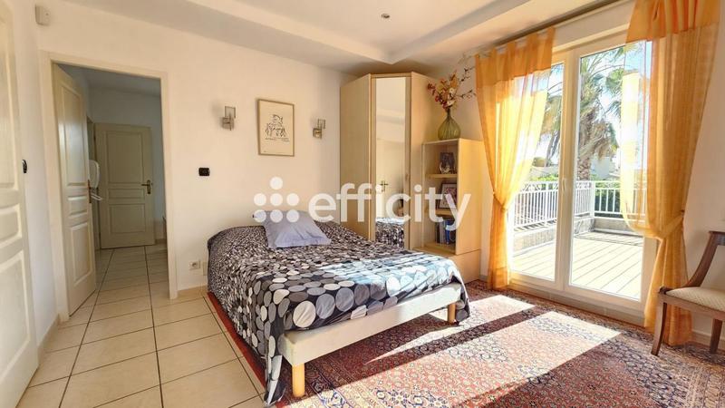 Maison - 162 m² - 6 pièces