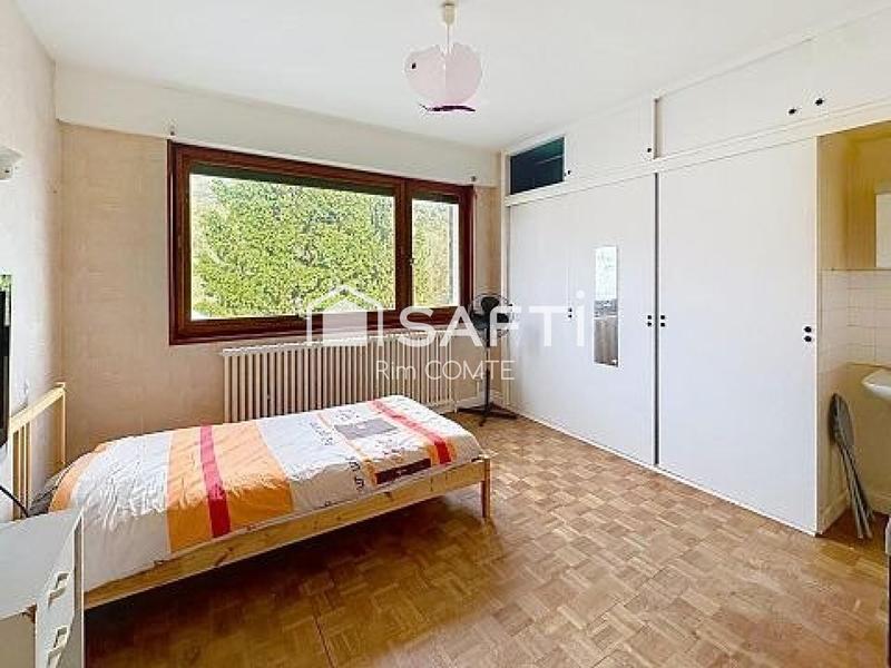 Maison - 172 m² - 7 pièces