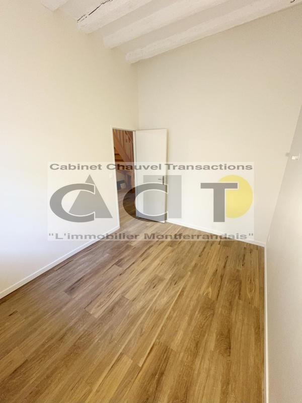 Duplex - 65 m² - 3 pièces