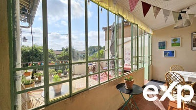 Maison traditionnelle - 205 m² - 7 pièces