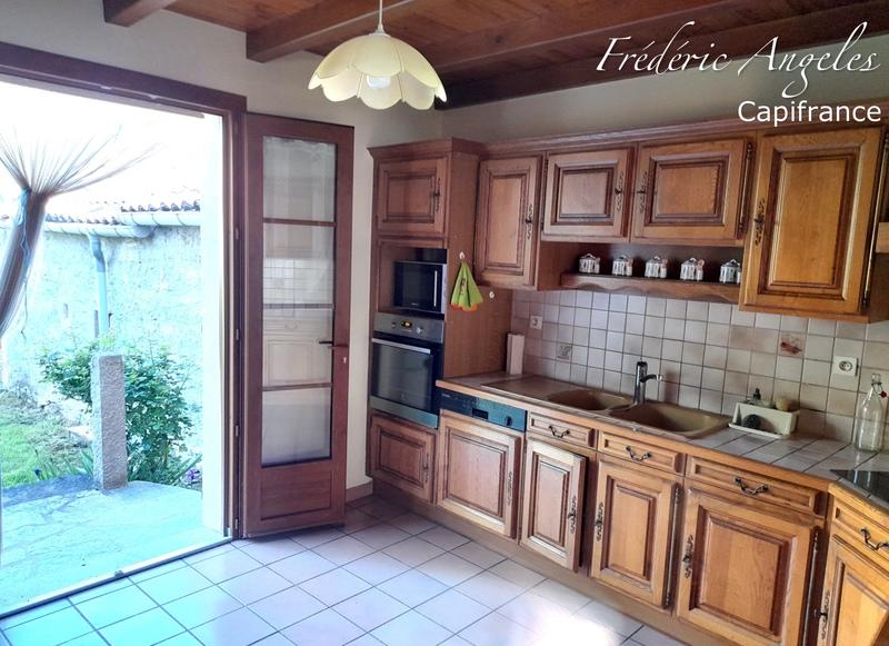 Maison de village - 200 m² - 8 pièces