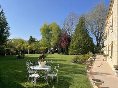 Demeure - 145 m² - 7 pièces