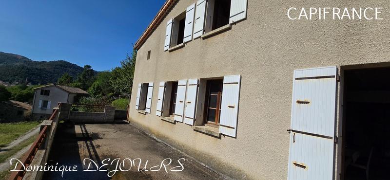 Maison - 136 m² - 6 pièces