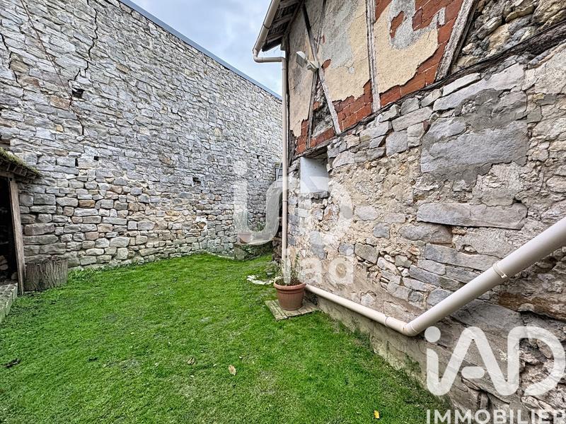 Maison - 99 m² - 5 pièces