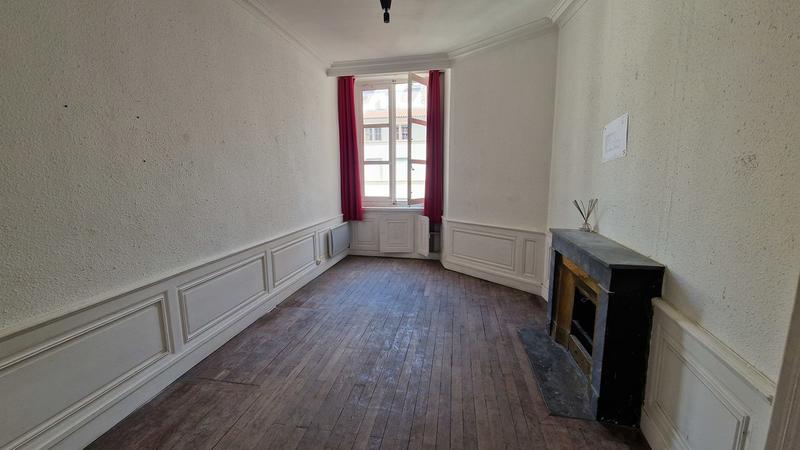 Appartement - 185 m² - 6 pièces