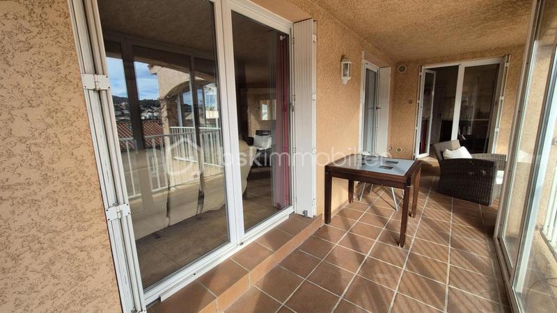 Villa - 237 m² - 10 pièces