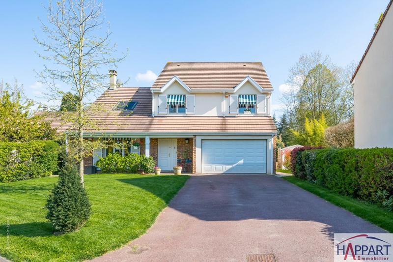 Maison - 200 m² - 10 pièces