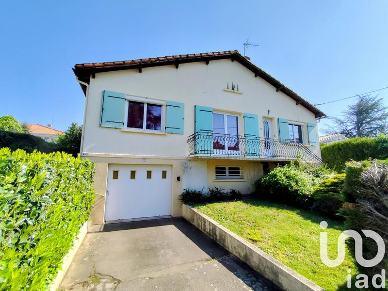 Maison - 95 m² - 5 pièces