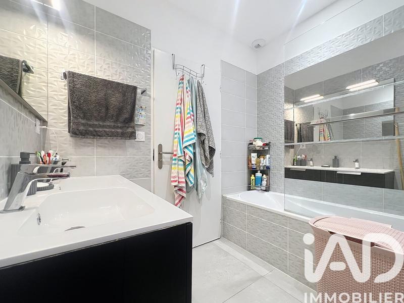 Maison - 158 m² - 7 pièces