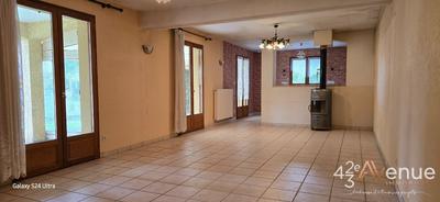 Maison - 94 m² - 3 pièces