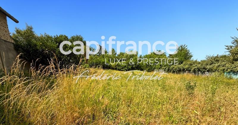 Terrain constructible - 650 m²
