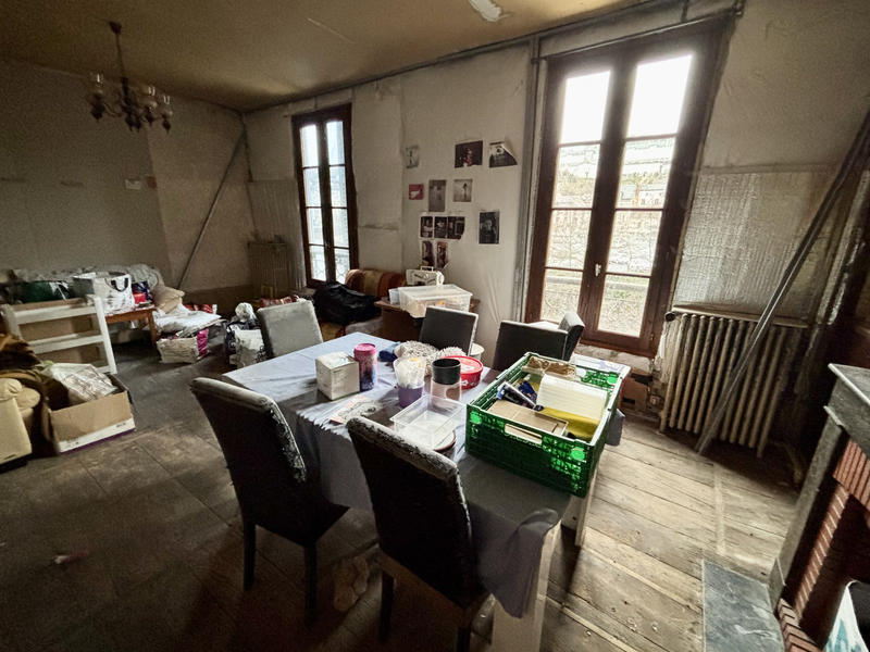 Maison - 104 m² - 5 pièces