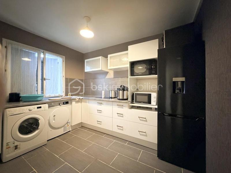 Maison traditionnelle - 112 m² - 6 pièces