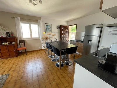 Appartement - 80 m² - 4 pièces