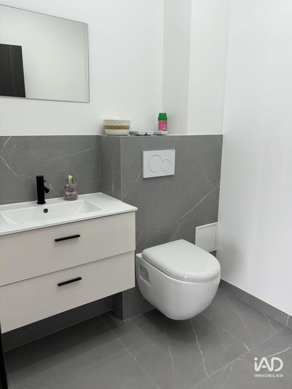 Local commercial - 200 m²