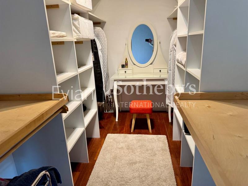 Appartement - 170 m² - 5 pièces