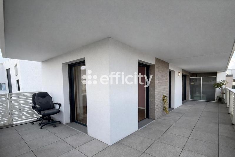 Appartement - 85 m² - 4 pièces