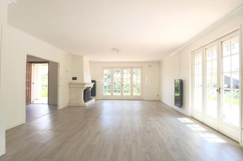 Maison - 123 m² - 5 pièces