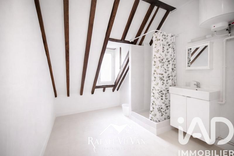 Studio - 9 m² - 1 pièce