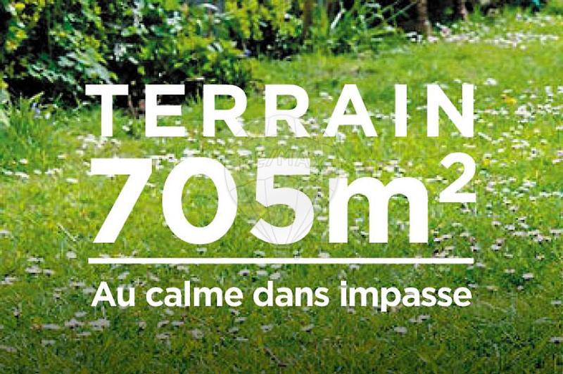 Terrain - 705 m²