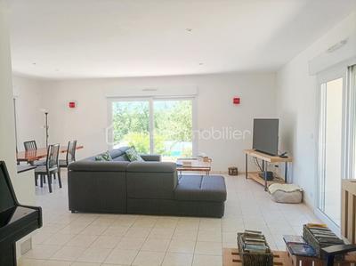 Maison - 132 m² - 6 pièces