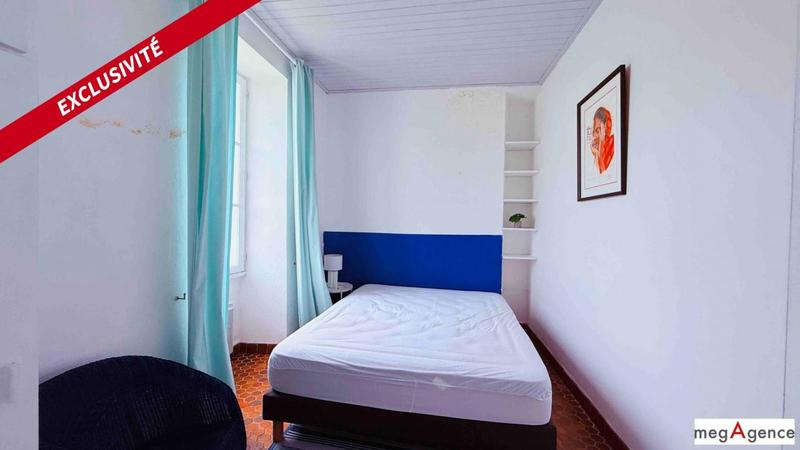 Maison traditionnelle - 140 m² - 9 pièces