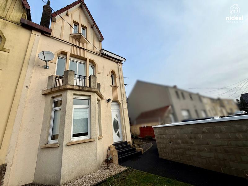 Maison - 127 m² - 6 pièces