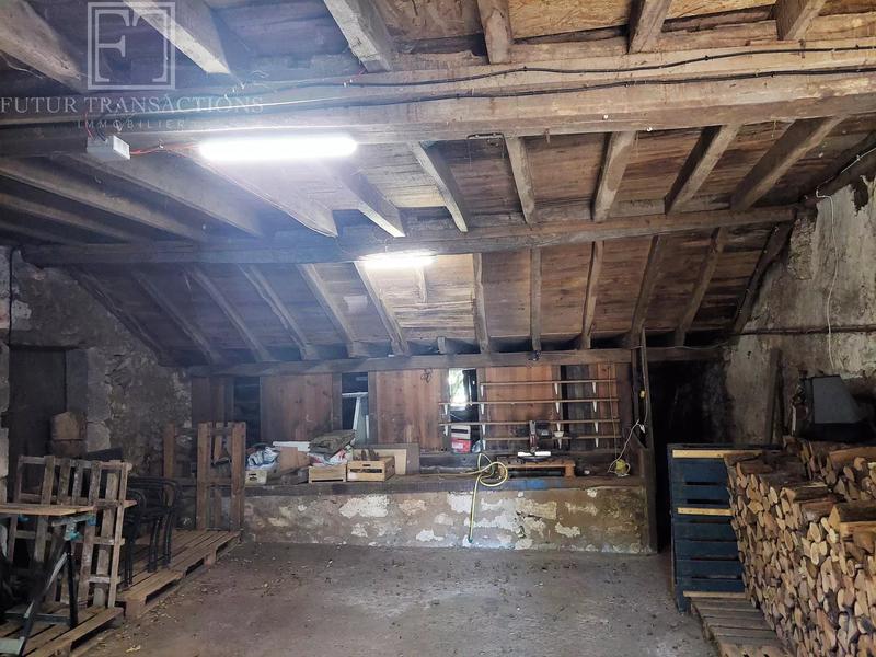 Maison - 216 m² - 6 pièces