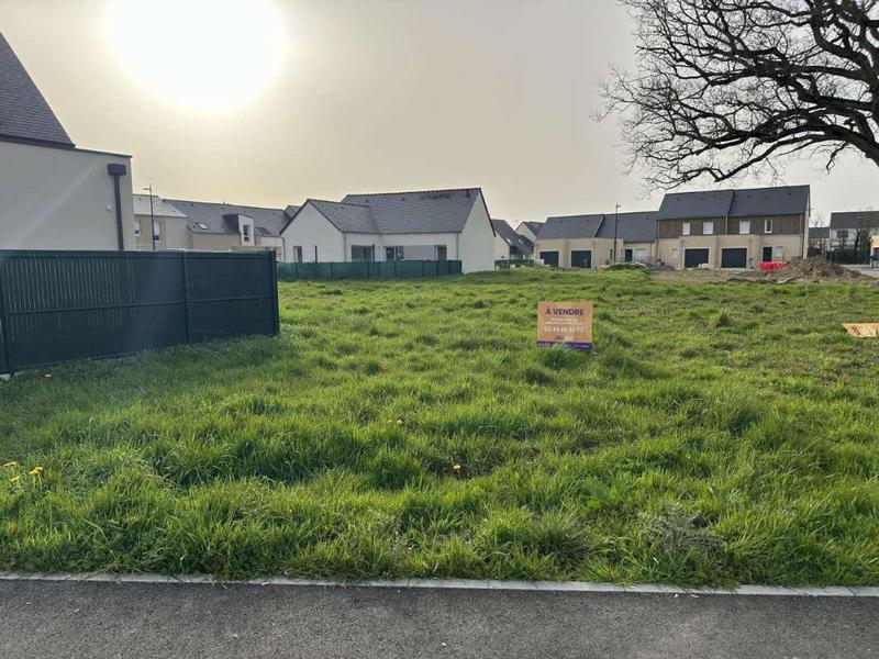 Terrain constructible - 318 m²