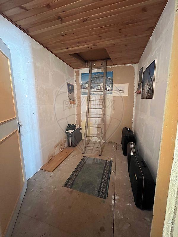 Maison - 200 m² - 8 pièces