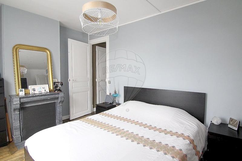 Maison - 94 m² - 6 pièces