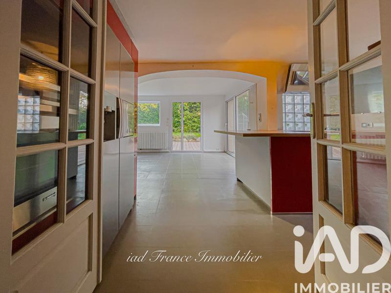 Maison - 264 m² - 8 pièces