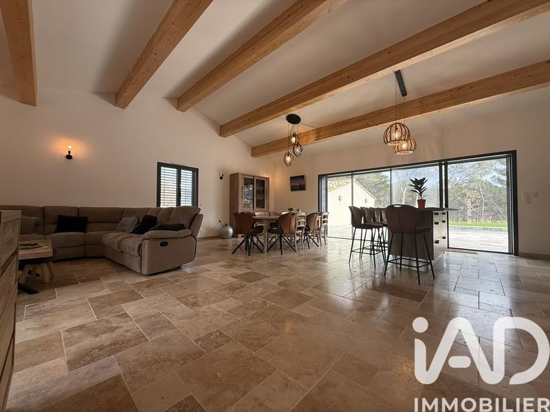 Maison - 148 m² - 5 pièces