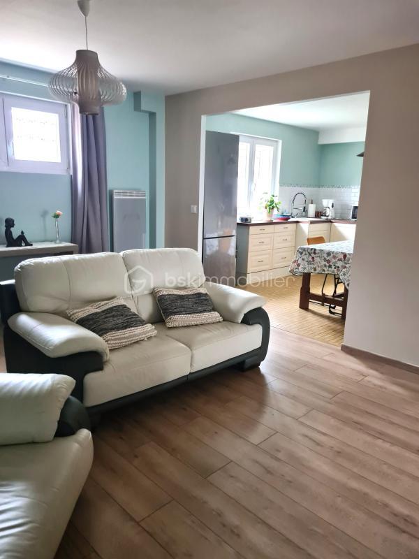 Appartement - 81 m² - 3 pièces