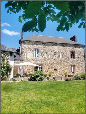 Maison - 228 m² - 7 pièces