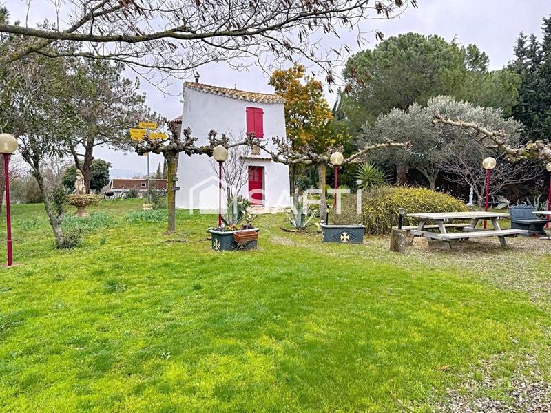 Local commercial - 380 m² - 16 pièces