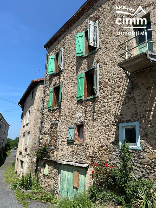 Maison - 195 m² - 9 pièces