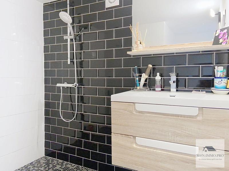 Maison - 102 m² - 5 pièces