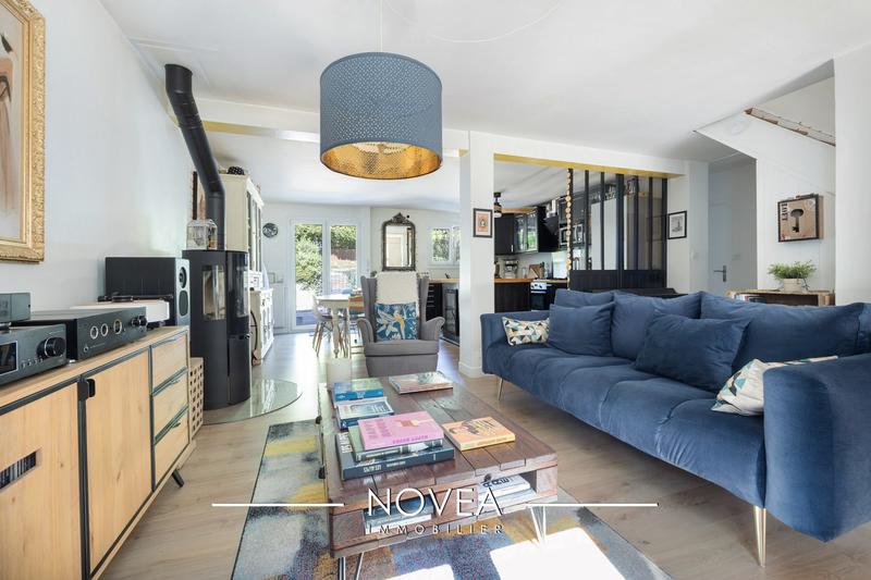 Maison traditionnelle - 120 m² - 5 pièces