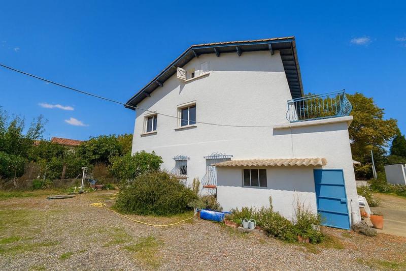 Appartement - 127 m² - 6 pièces