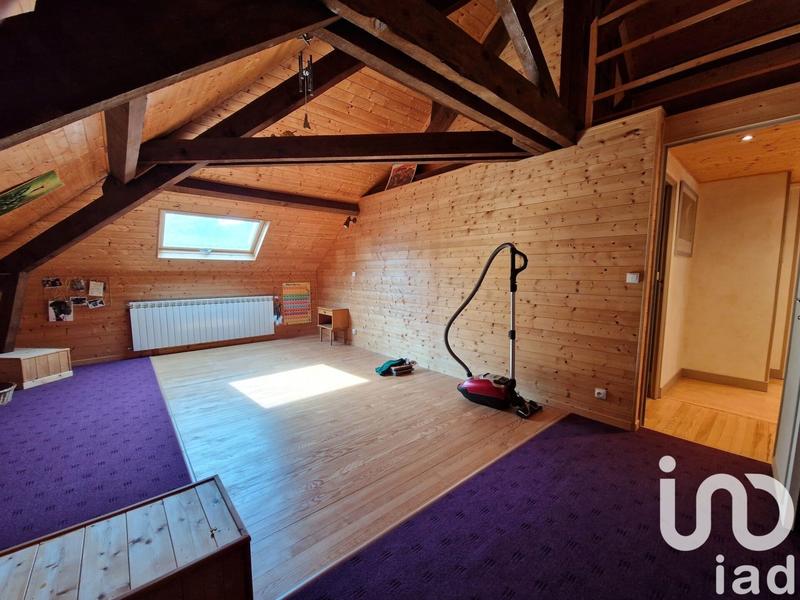 Maison - 349 m² - 6 pièces