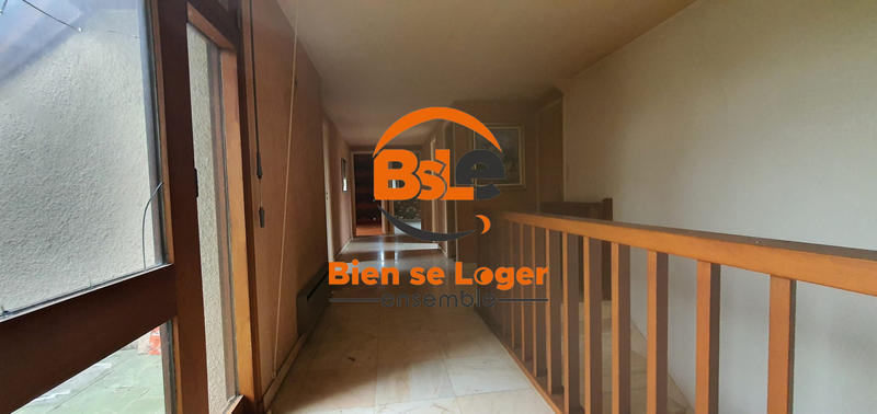 Maison - 385 m² - 15 pièces